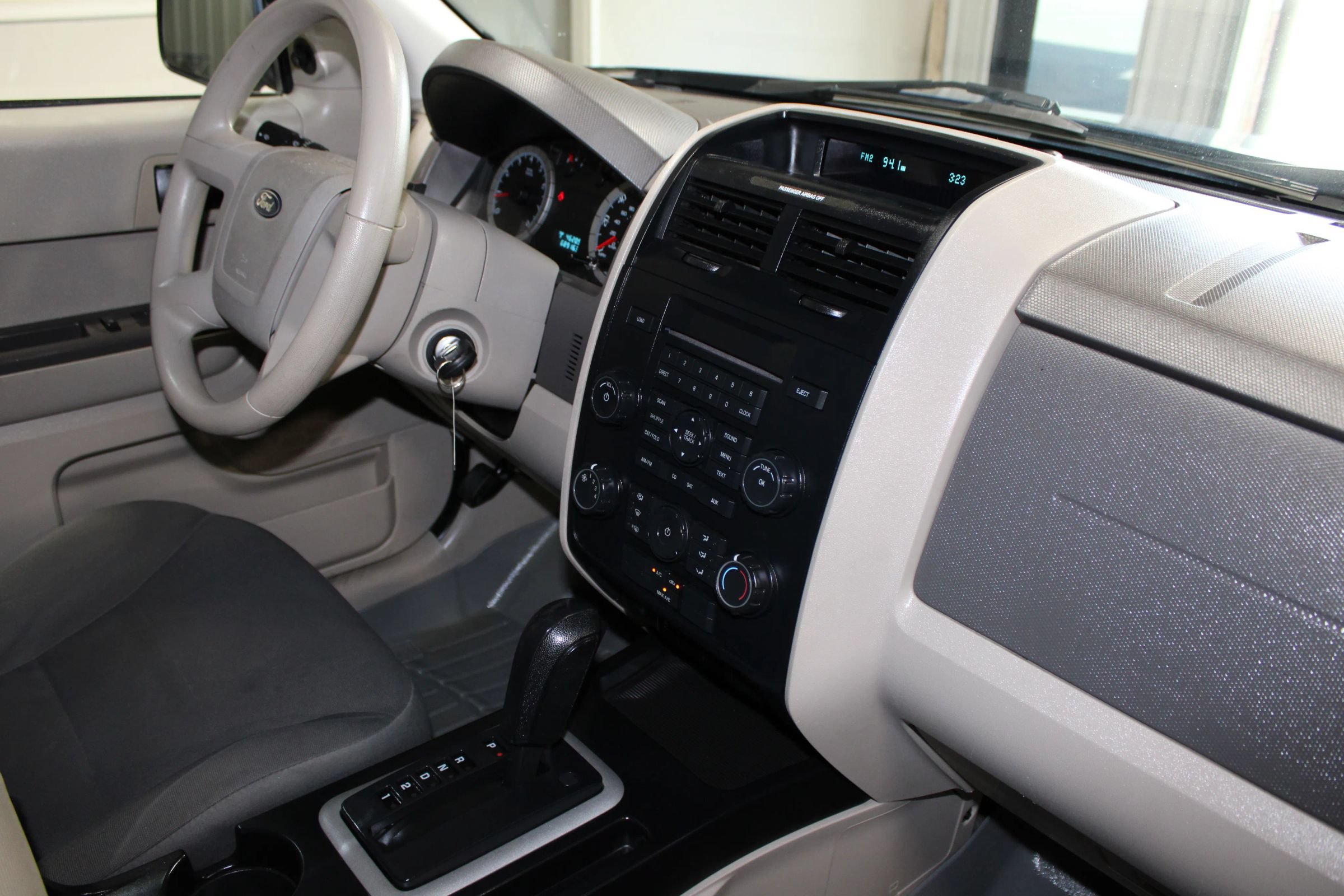 Used 2008 Ford Escape XLS FWD image 24