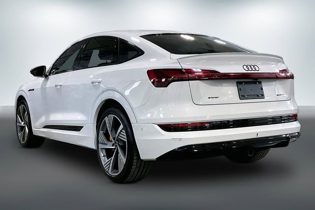 Used 2023 Audi e-tron Prestige w/ Prestige Package image 12