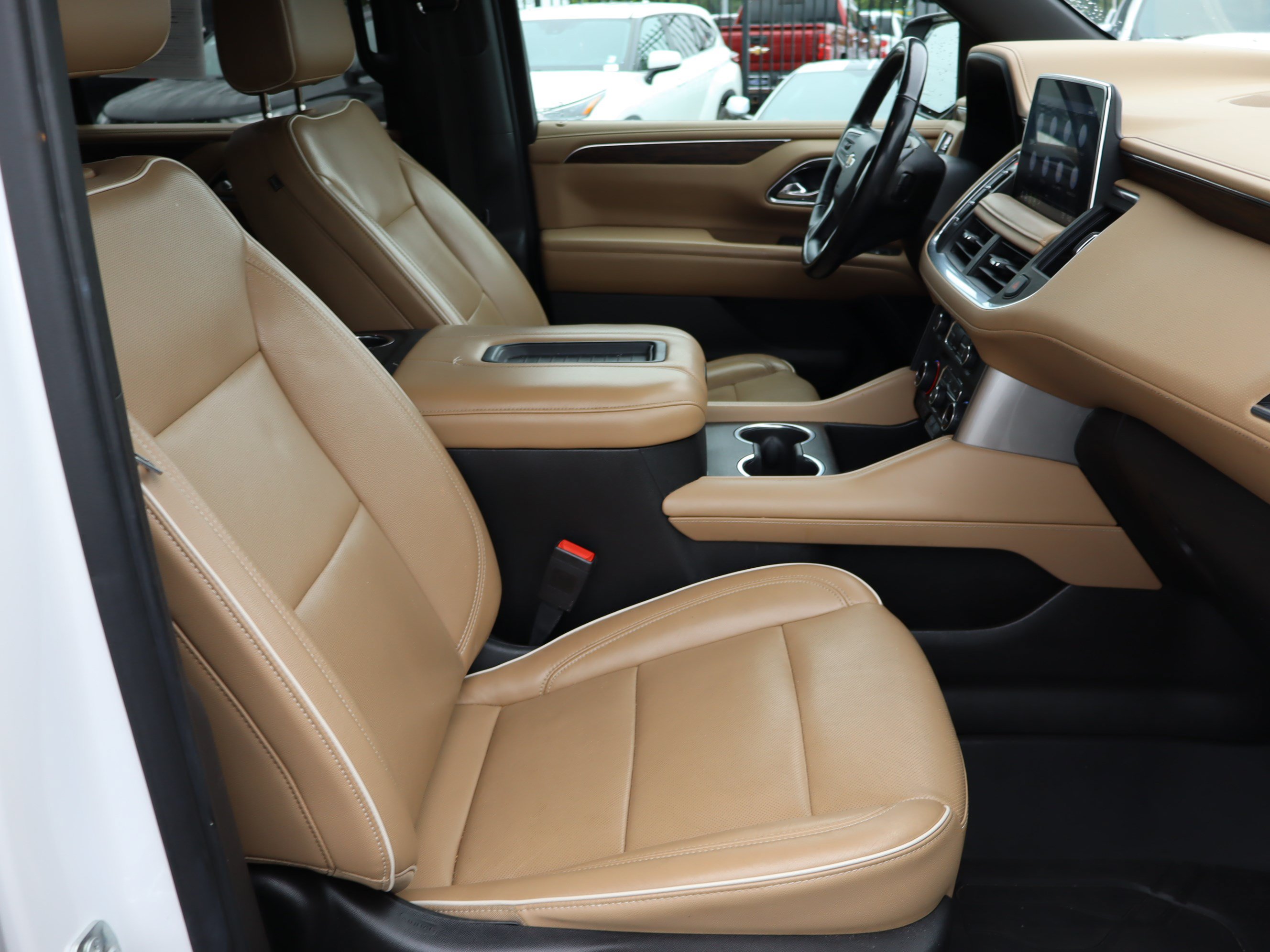 Used 2021 Chevrolet Tahoe Premier w/ Premium Package RWD image 40