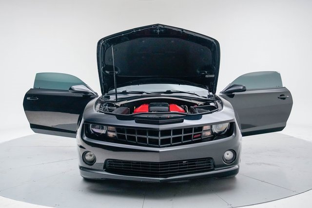 Used 2011 Chevrolet Camaro SS w/ RS Package image 16