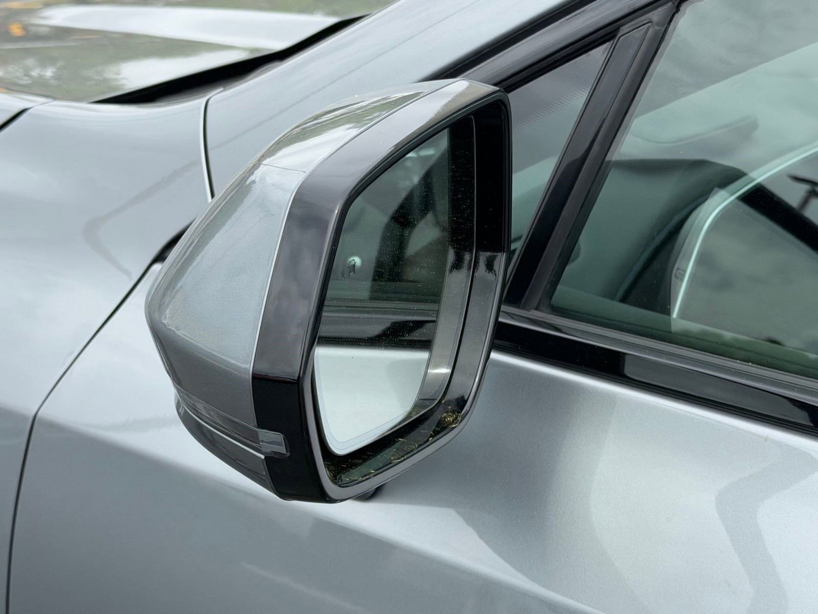 Used 2024 Cadillac XT4 Sport image 21