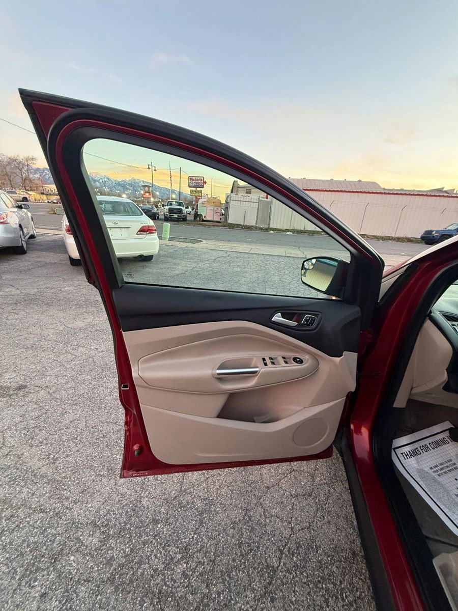 Used 2014 Ford Escape Titanium image 10