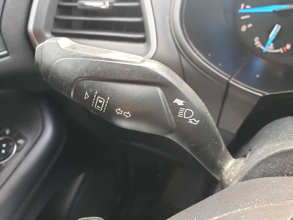 Used 2020 Ford Edge SE AWD/4WD image 23