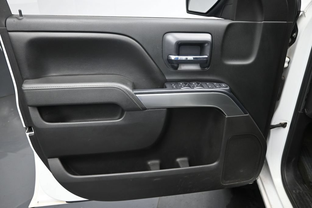 Used 2016 Chevrolet Silverado 2500 LT AWD/4WD image 17
