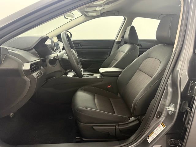 Used 2025 Nissan Altima 2.5 S image 25