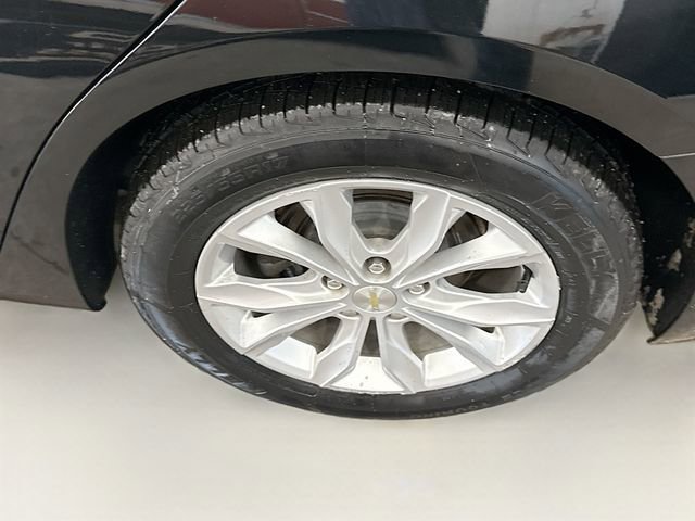 Used 2019 Chevrolet Malibu LT image 31