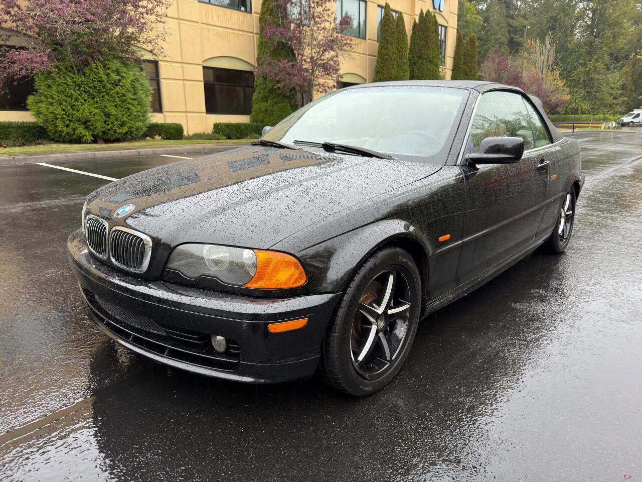 Used 2001 BMW 325Ci Convertible image 1
