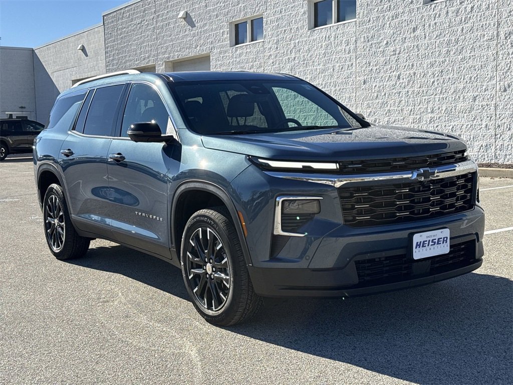 Certified 2025 Chevrolet Traverse LT w/ Enhanced Driving Package image 14