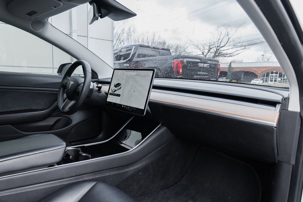Used 2020 Tesla Model 3 Long Range image 23