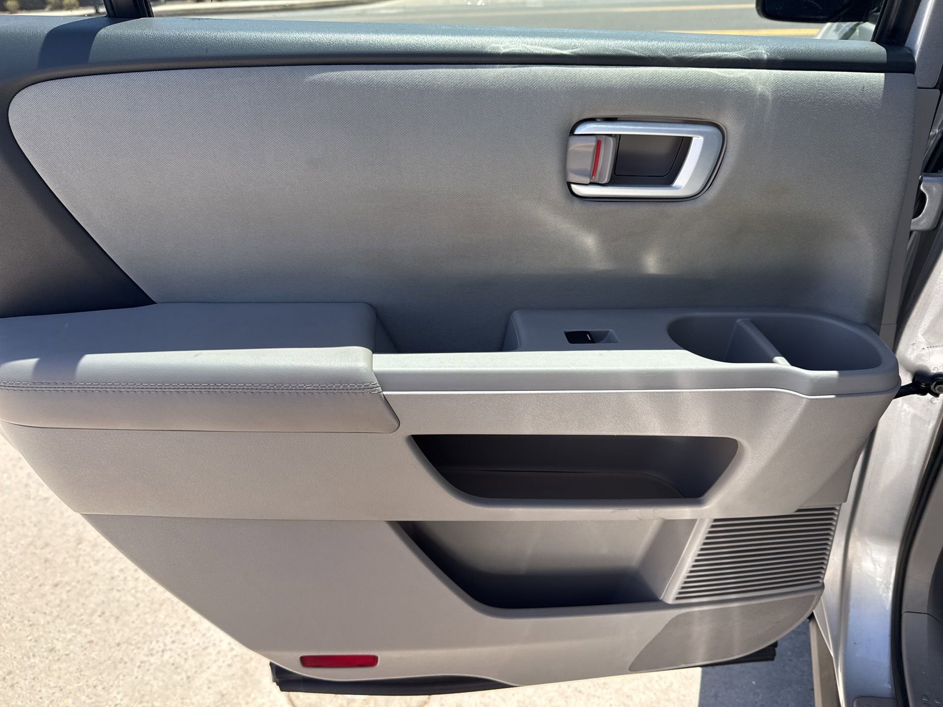 Used 2015 Honda Pilot LX image 27
