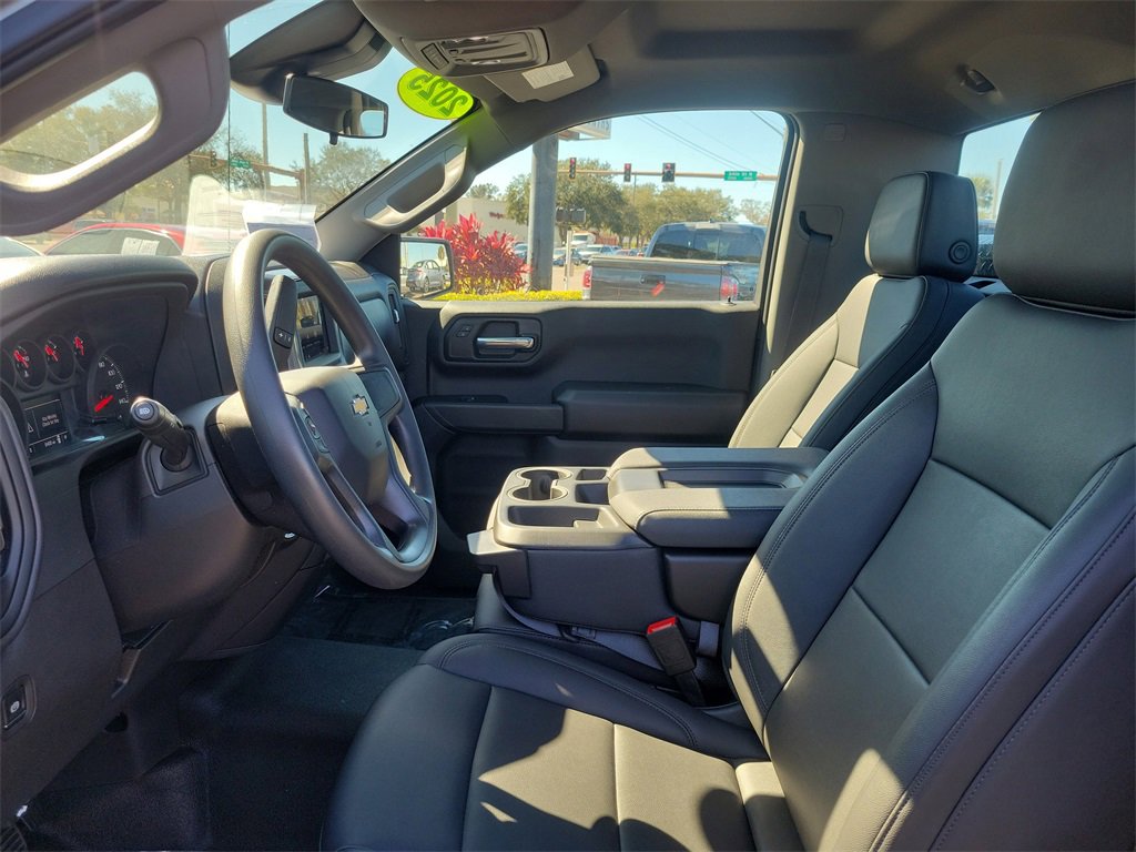 Used 2025 Chevrolet Silverado 1500 W/T image 38