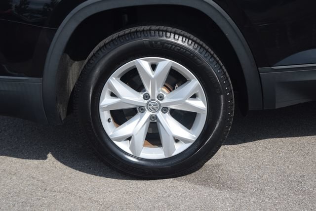 Used 2018 Volkswagen Atlas Launch Edition FWD image 30