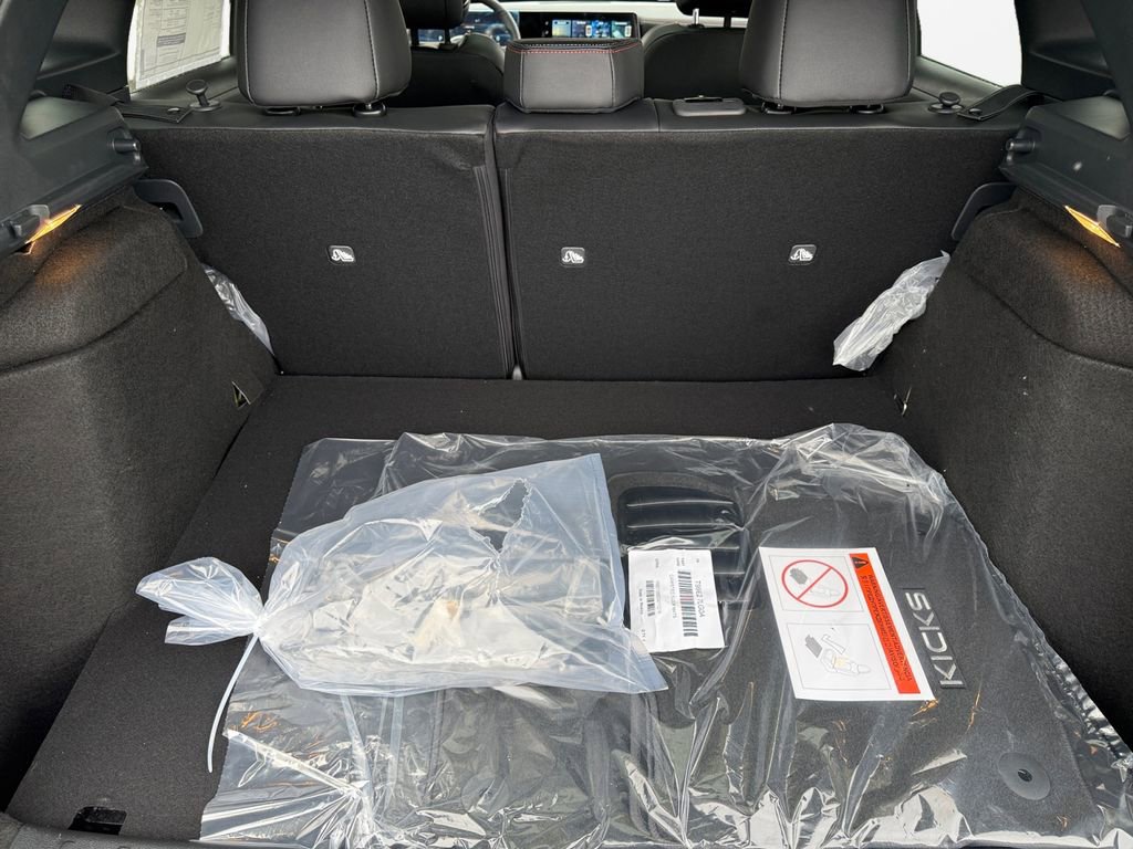 New 2026 Nissan Kicks SR w/ SR Premium Package image 18