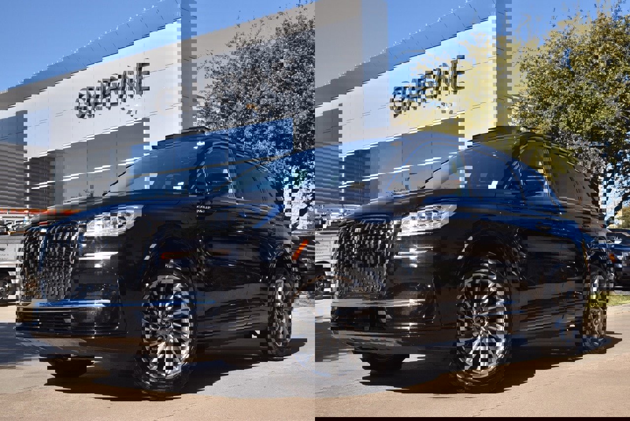 Certified 2025 Lincoln Corsair Grand Touring w/ Equipment Group 301A image 1