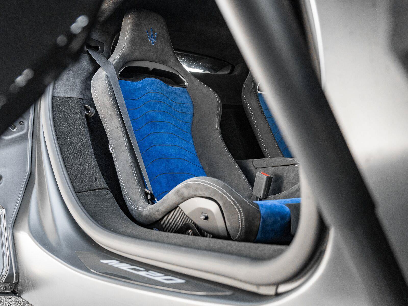 Used 2022 Maserati MC20 Coupe RWD image 4