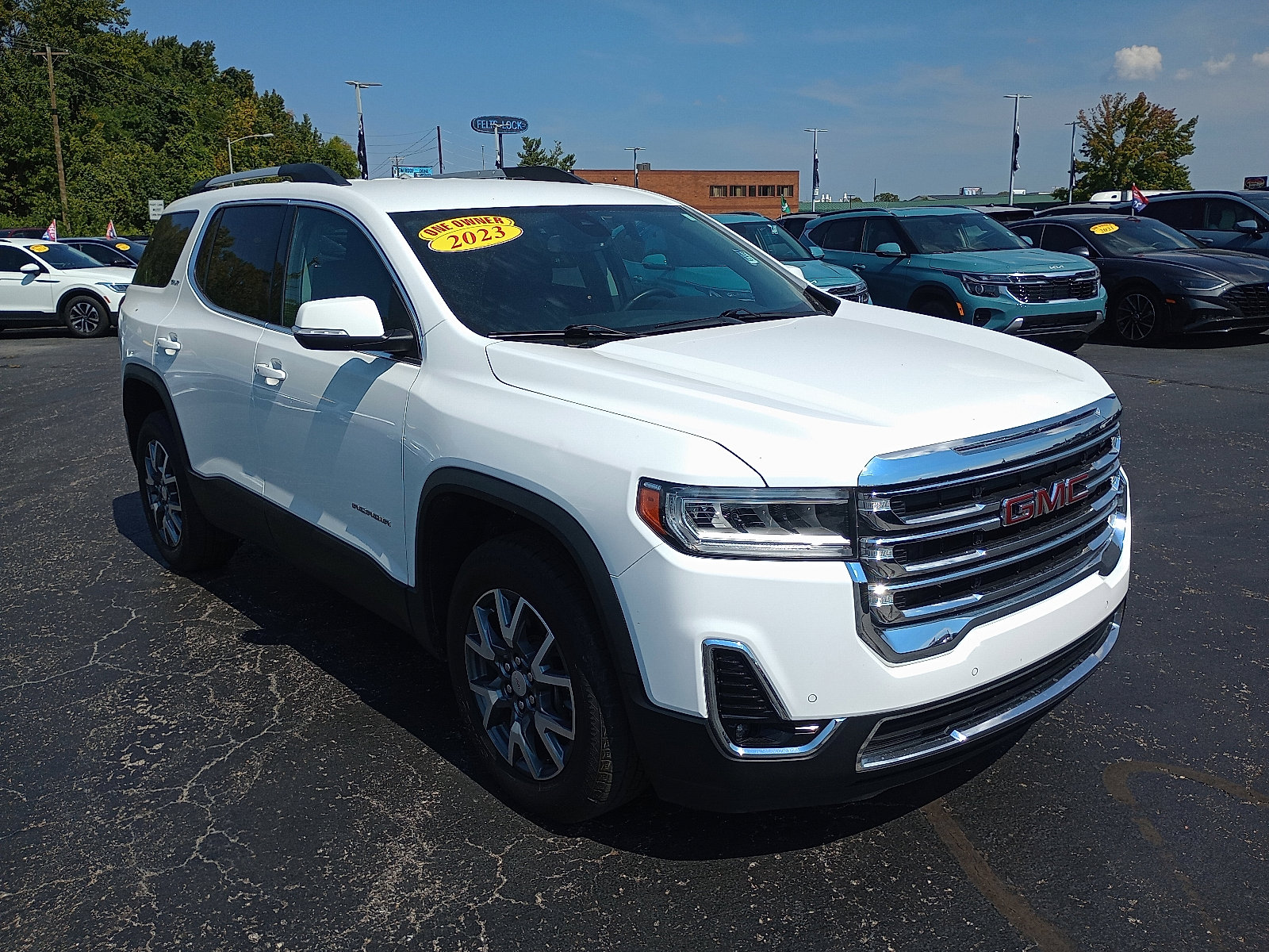 Used 2023 GMC Acadia SLT