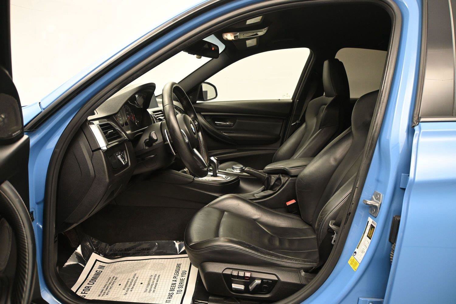 Used 2018 BMW M3 RWD image 9