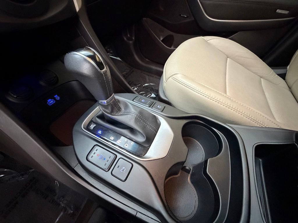 Used 2017 Hyundai Santa Fe Sport image 19