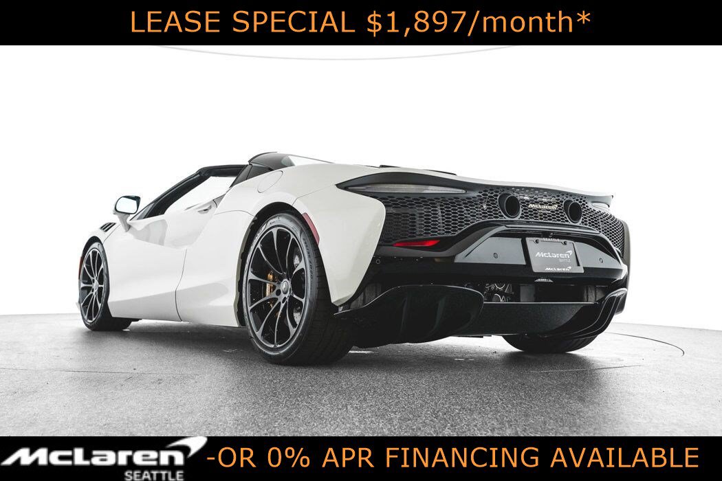 Used 2025 McLaren Artura Spider RWD image 40