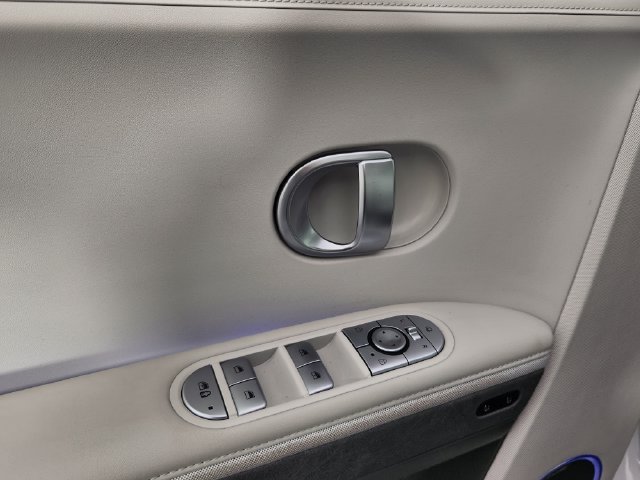 Certified 2024 Hyundai Ioniq 5 Limited AWD/4WD image 10