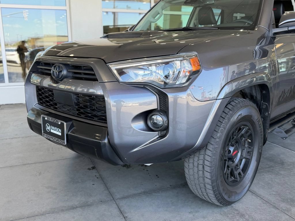 Certified 2021 Toyota 4Runner TRD Off-Road Premium w/ Moonroof Package AWD/4WD image 3