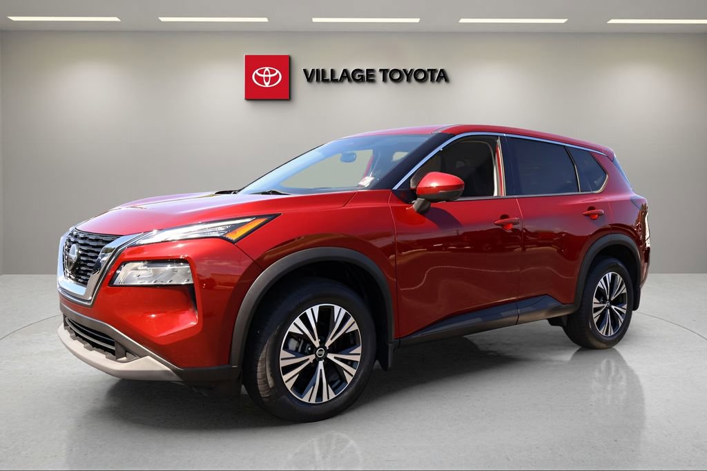 Used 2021 Nissan Rogue SV FWD image 1