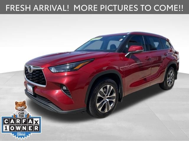 Used 2022 Toyota Highlander XLE