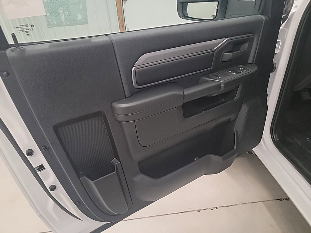 New 2025 RAM 3500 Tradesman image 10