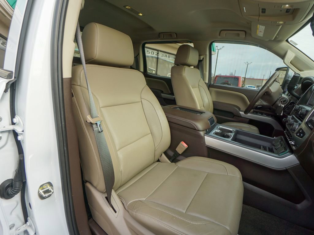 Used 2018 Chevrolet Silverado 2500 LTZ w/ Duramax Plus Package image 30