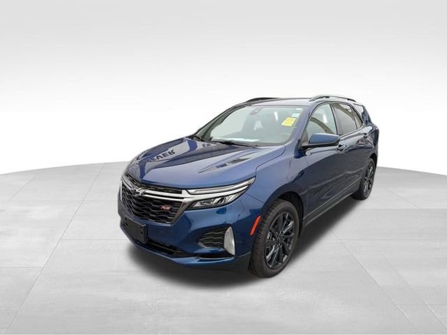 Used 2022 Chevrolet Equinox RS w/ LPO, Floor Liner Package image 3