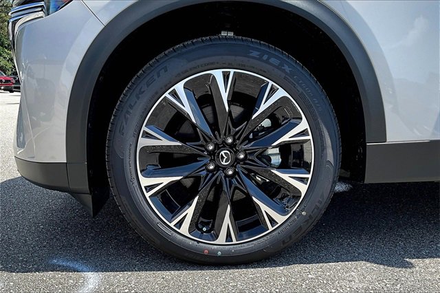 New 2025 MAZDA CX-90 Plug-In Hybrid w/ Premium Plus image 13