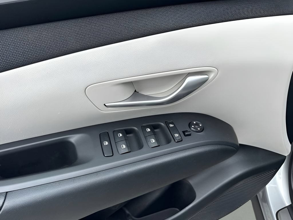 Used 2024 Hyundai Tucson SEL w/ Convenience Package FWD image 23