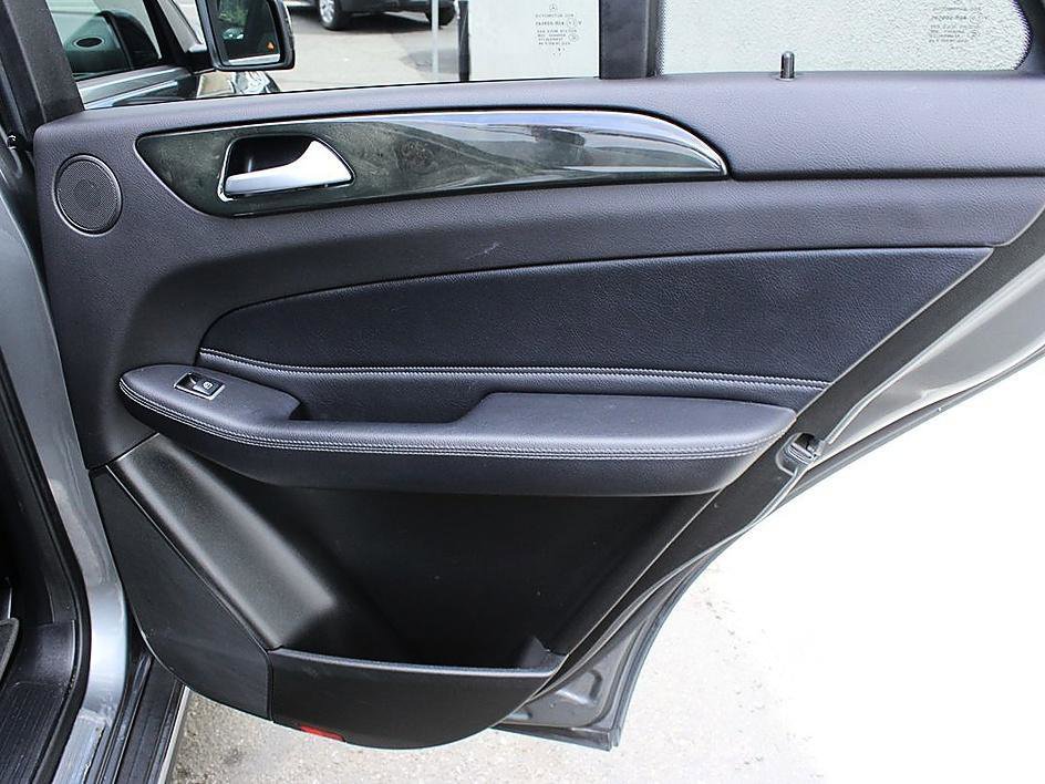 Used 2018 Mercedes-Benz GLE 350 4MATIC image 25