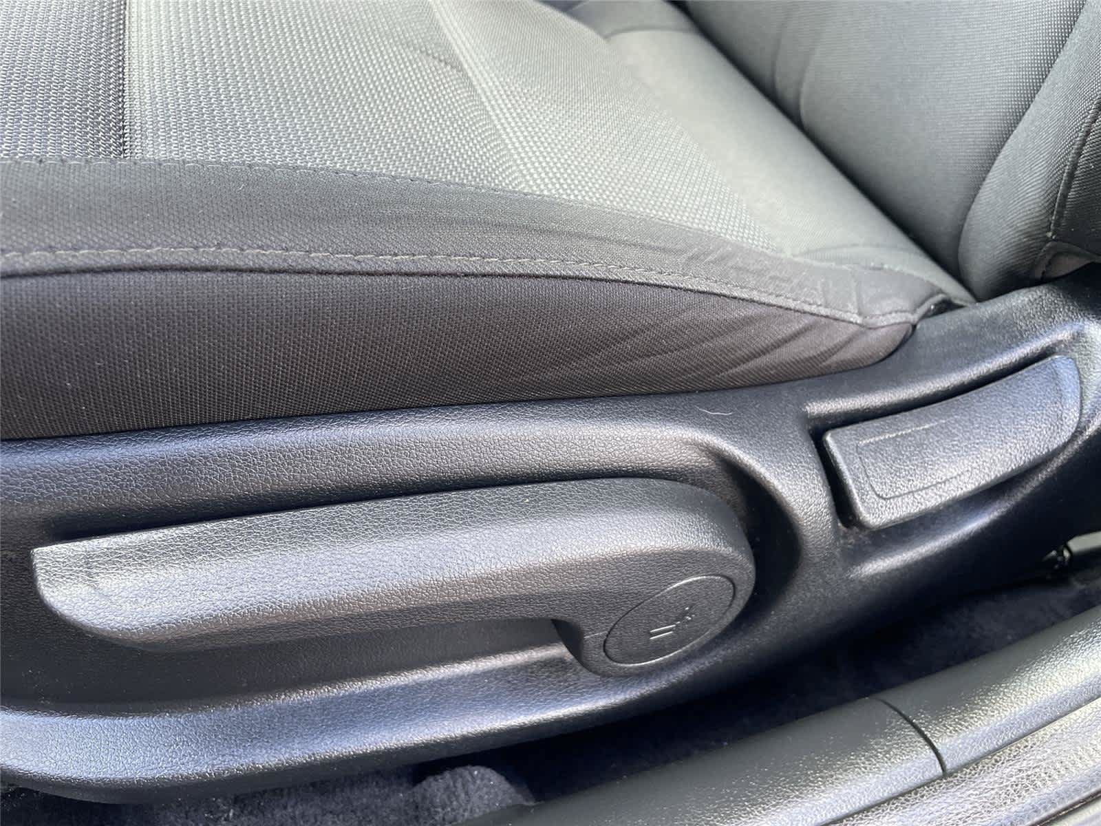 Used 2022 Hyundai Accent SE w/ Cargo Package FWD image 13