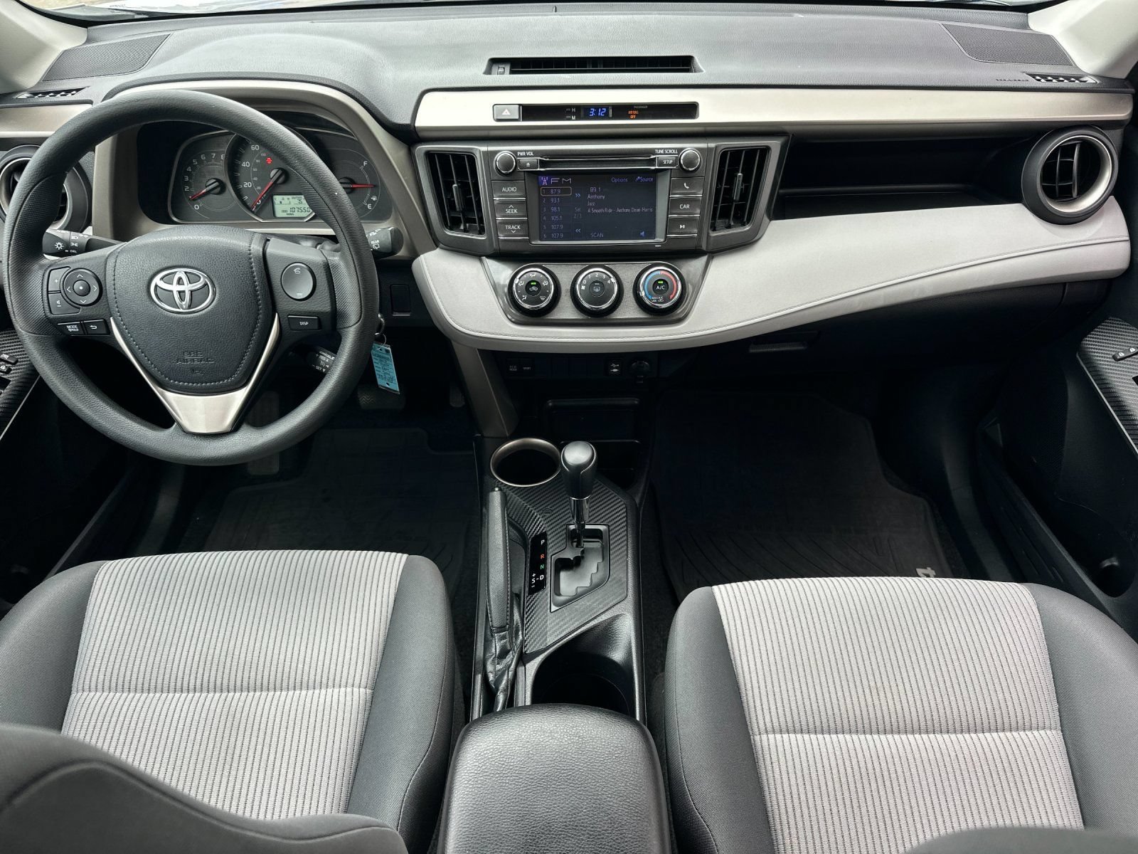 Used 2013 Toyota RAV4 LE AWD/4WD image 12
