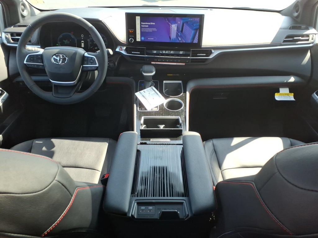 New 2026 Toyota Sienna XSE FWD image 7