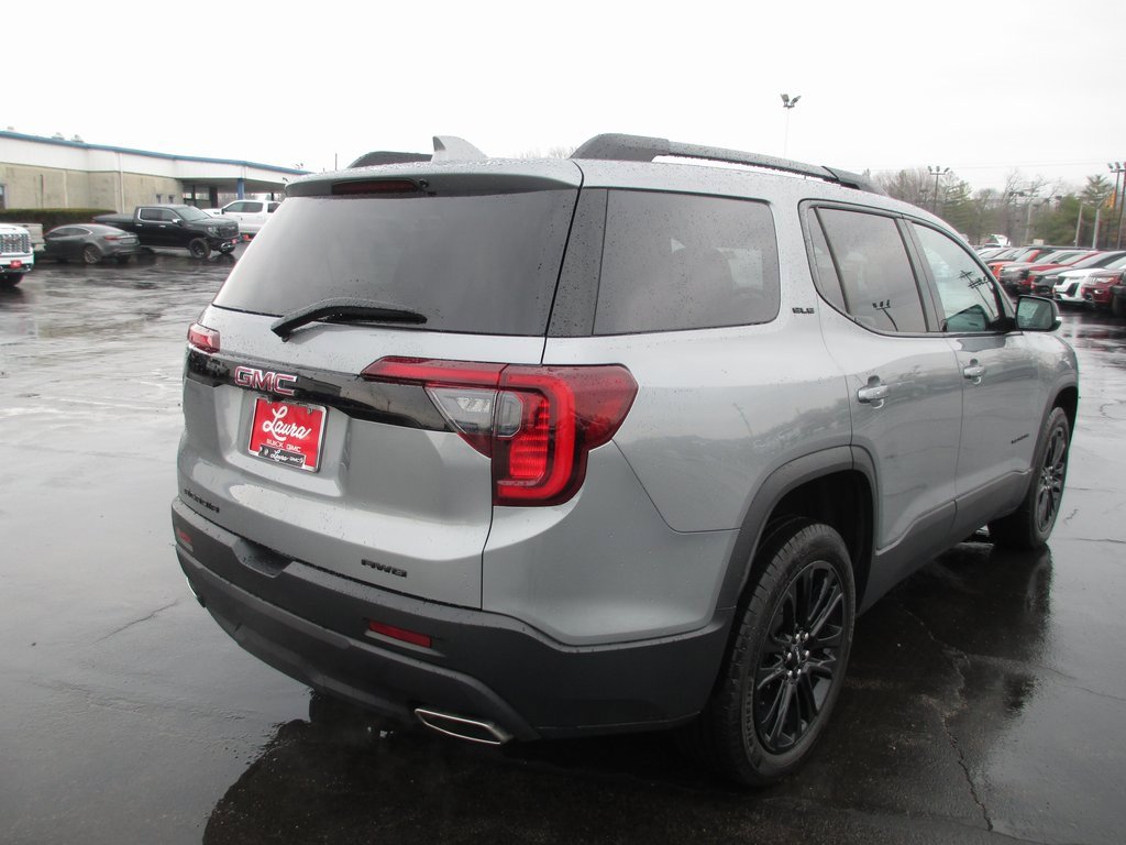 Used 2023 GMC Acadia SLE w/ Driver Convenience Package image 6