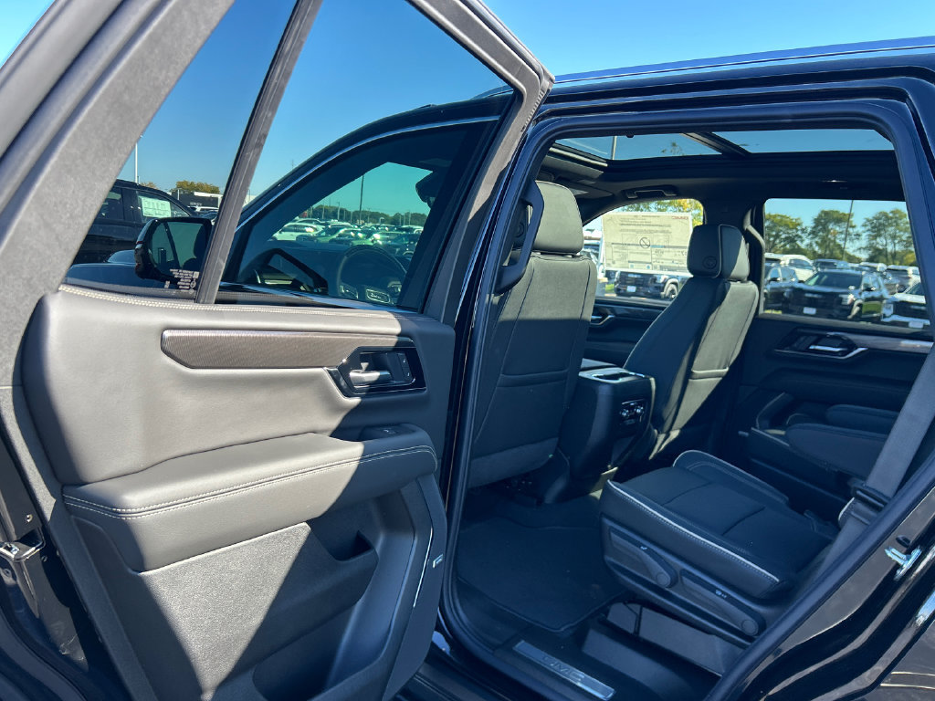 New 2027 GMC Yukon Elevation w/ Elevation Preferred Package AWD/4WD image 35