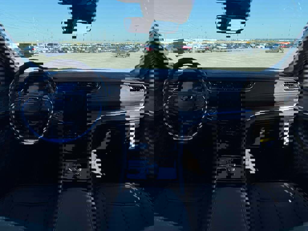 New 2025 Jeep Grand Cherokee L Limited w/ Black Appearance Package image 25