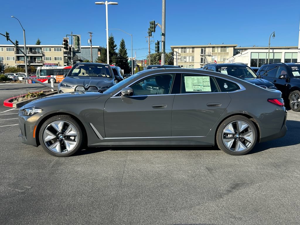 New 2026 BMW i4 eDrive40 w/ Premium Package RWD image 2