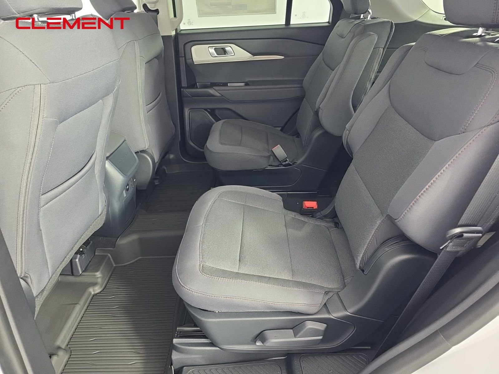 New 2026 Ford Explorer Active image 29