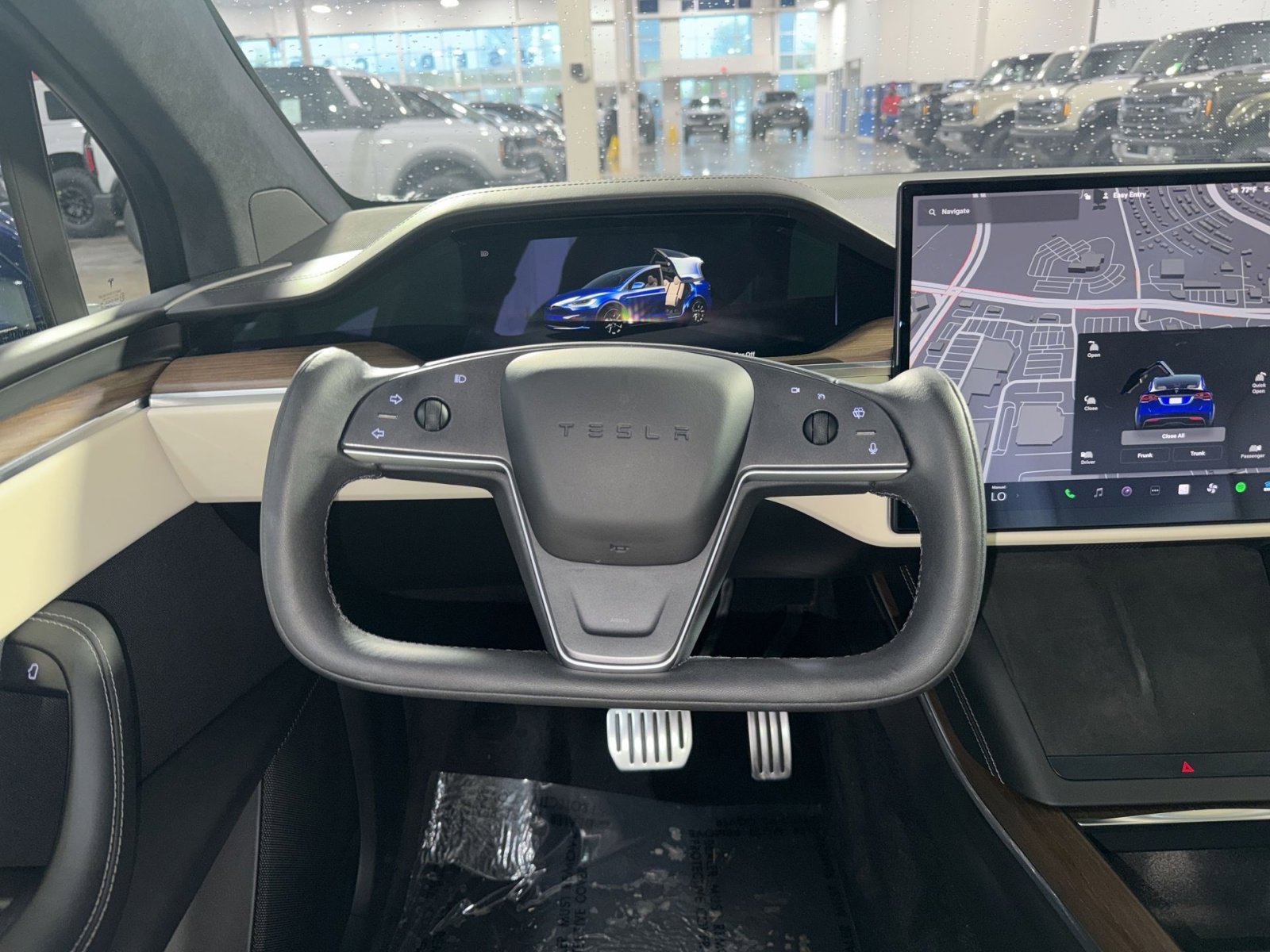 Used 2023 Tesla Model X image 28