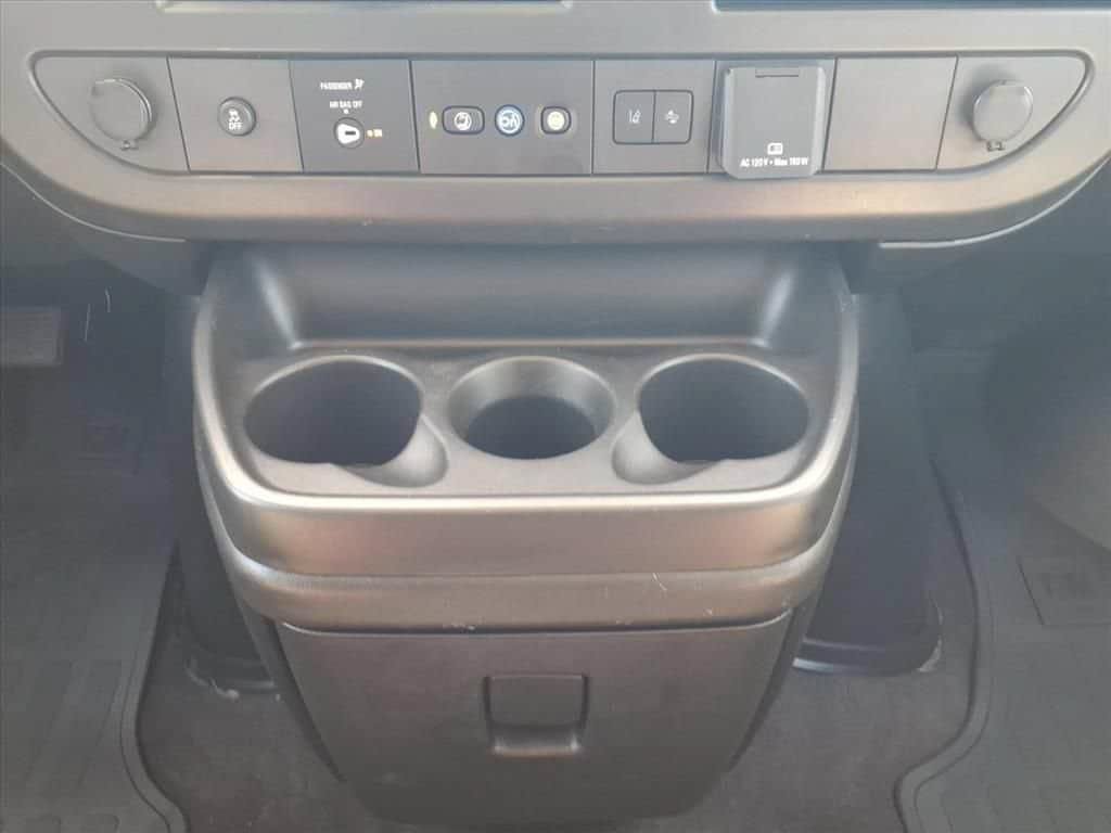 Used 2025 Chevrolet Express 3500 LT w/ LT Preferred Equipment Group RWD image 29