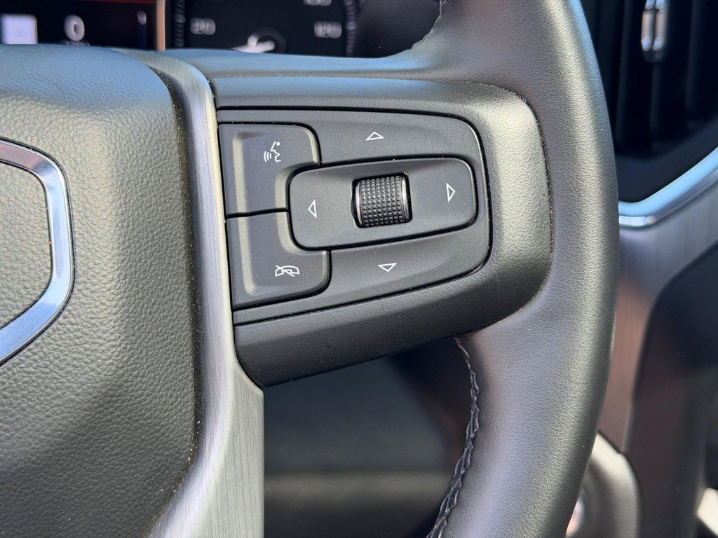 Used 2023 GMC Sierra 2500 Denali w/ Denali Ultimate Package image 20