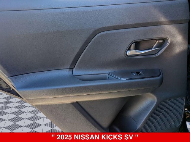 Certified 2025 Nissan Kicks SV w/ SV Premium Package AWD/4WD image 31
