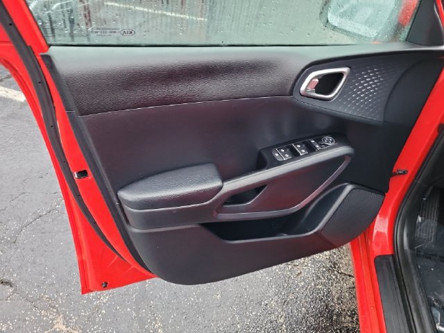 Used 2021 Kia Soul GT-Line FWD image 15