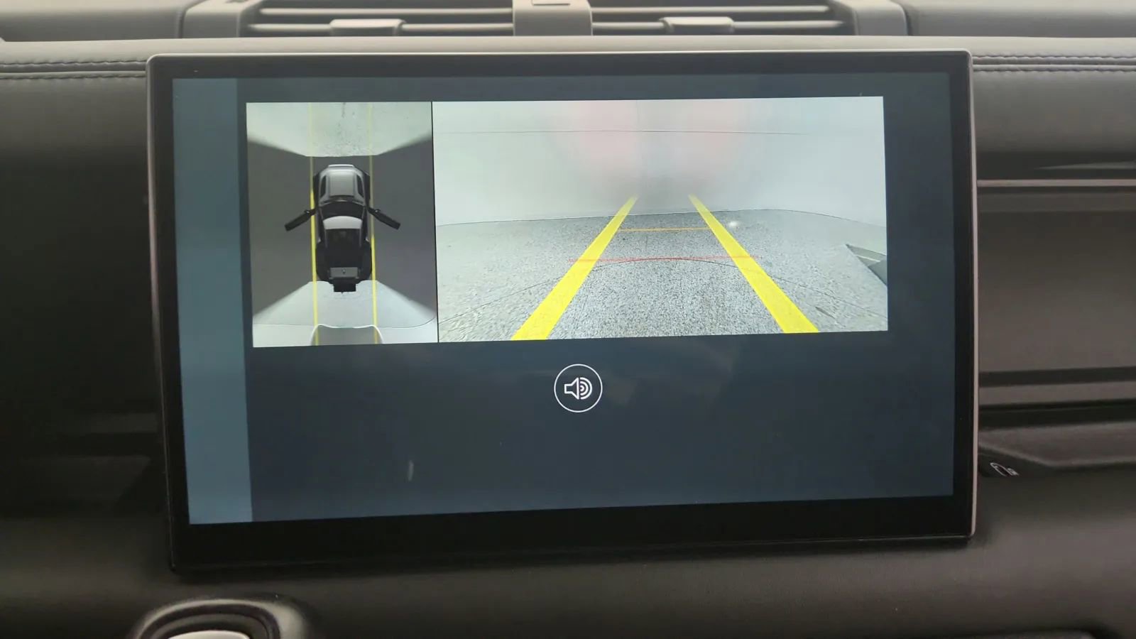 Used 2022 Land Rover Defender 90 V8 image 30