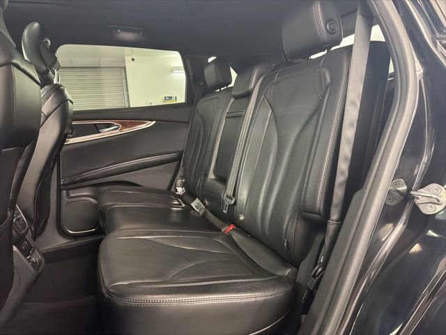 Used 2016 Lincoln MKX Reserve w/ Technology Package image 14