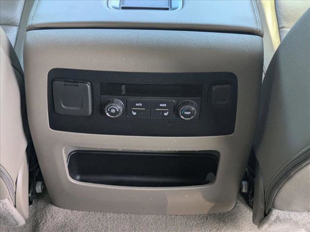 Used 2019 GMC Yukon SLT w/ Premium Edition image 16