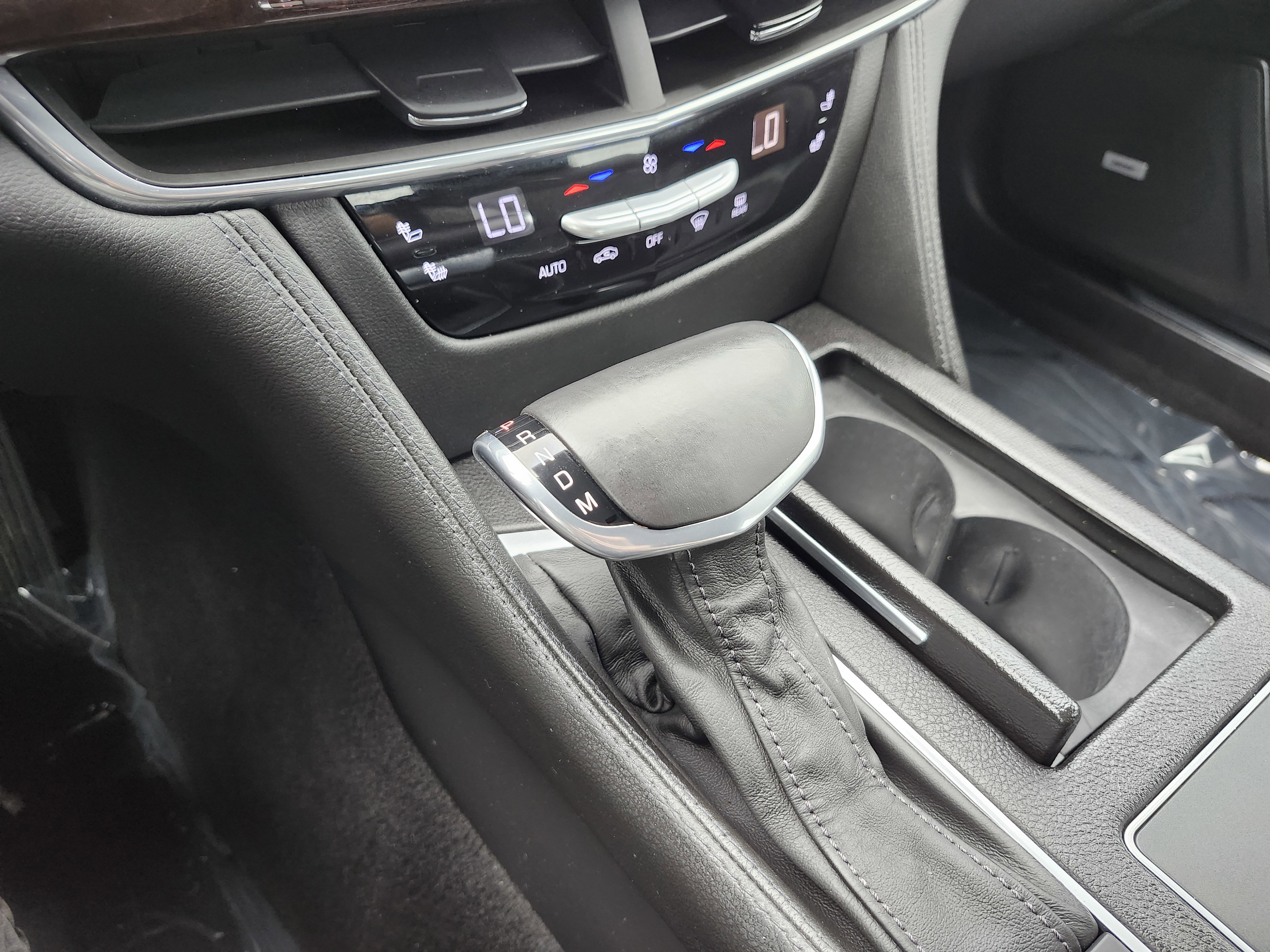 Used 2016 Cadillac CT6 3.6 AWD image 35